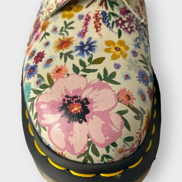 Dr. Martens Pascal Wanderlust Boots Floral Bone Mallow Leather Lace Up US Size 7 - Picture 4 of 16